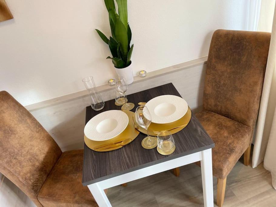 Fewo 20 - Appartement Im Rottalblick - Youngmodern Wohnen Mit Bademantelgang Zur Therme, Tv, Balkon Und Persoenlichem Gaesteempfang Von Astarte Estate Бад-Грисбах Экстерьер фото