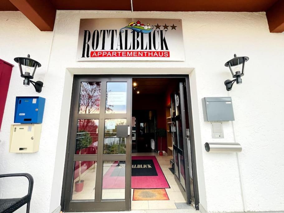 Fewo 20 - Appartement Im Rottalblick - Youngmodern Wohnen Mit Bademantelgang Zur Therme, Tv, Balkon Und Persoenlichem Gaesteempfang Von Astarte Estate Бад-Грисбах Экстерьер фото